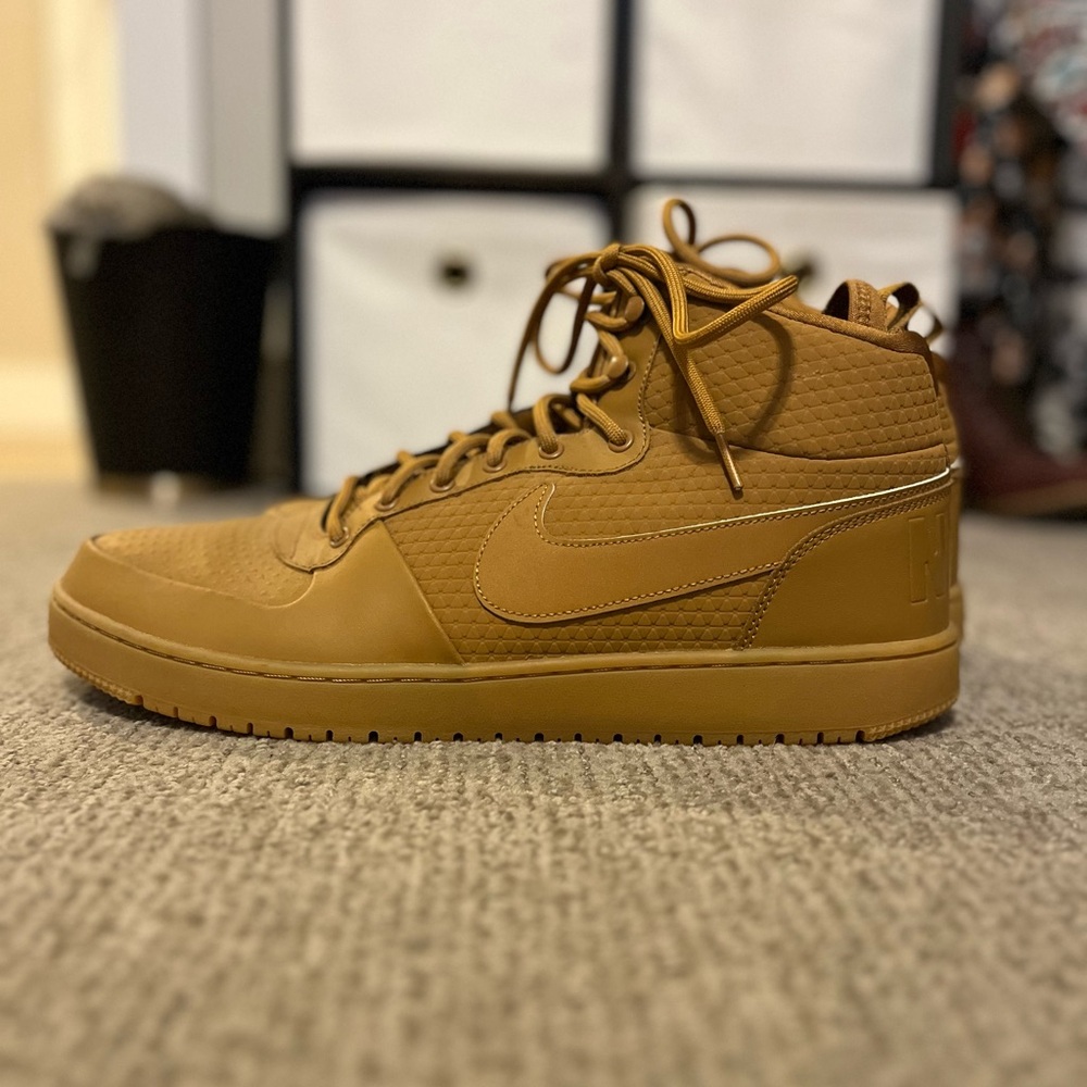 Nike COURT BOROUGH MID WINTER 'Wheat' AA0547-700